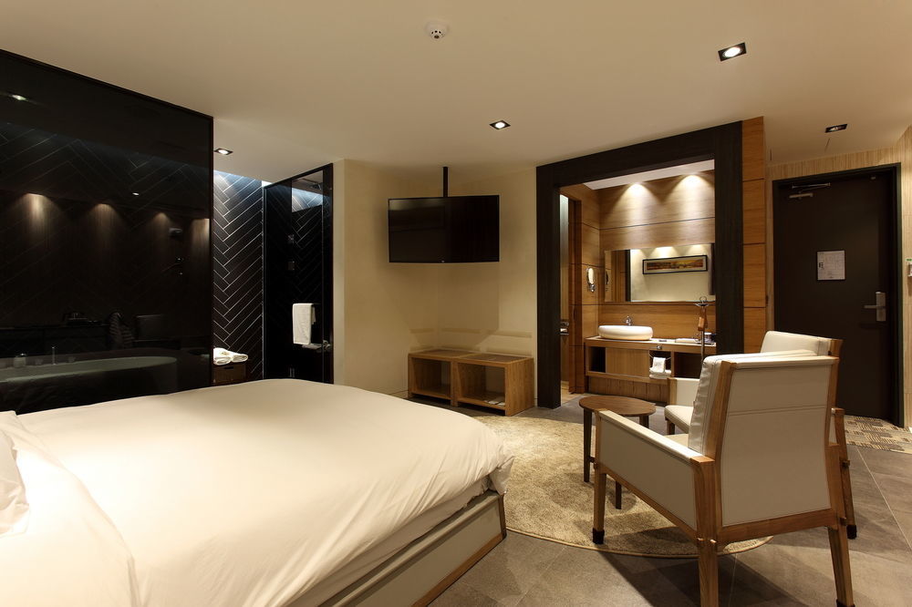 Sc Helsinki Hotel Пусан Екстериор снимка