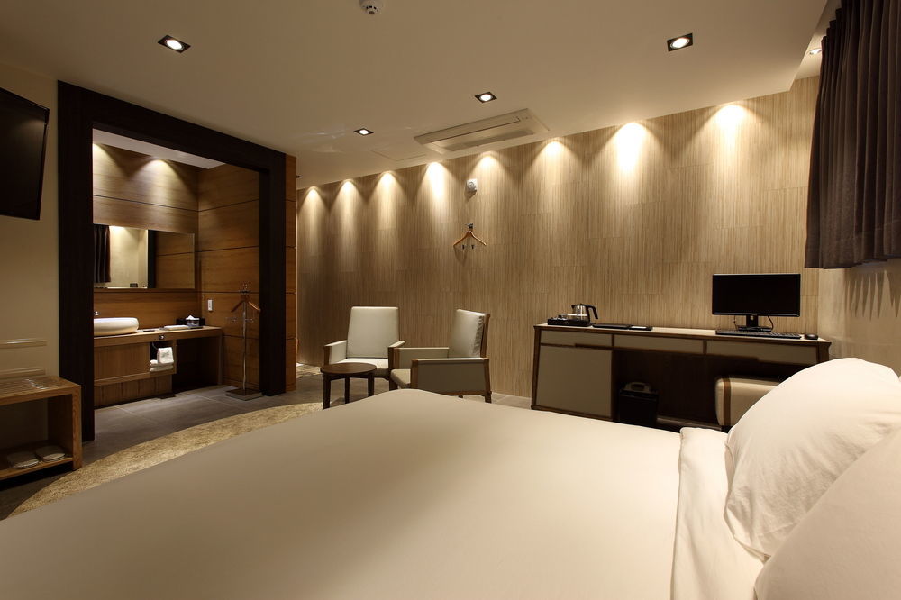 Sc Helsinki Hotel Пусан Екстериор снимка